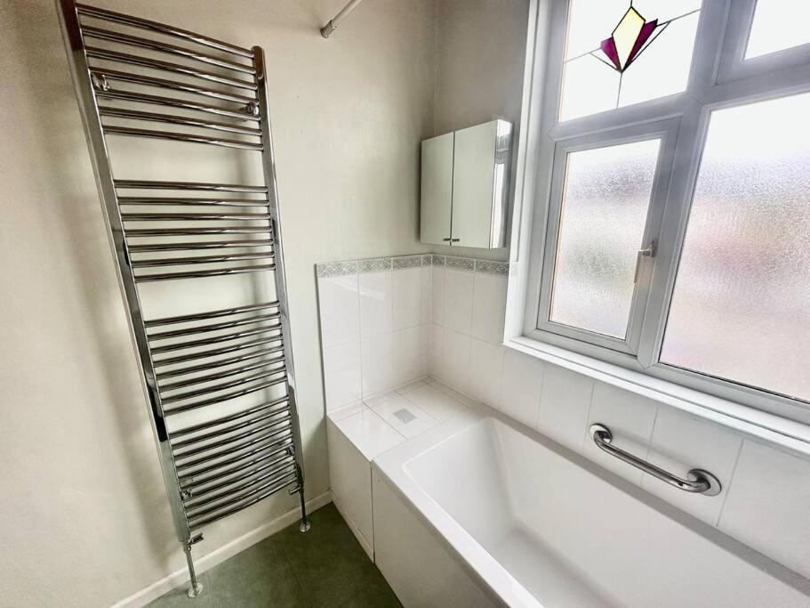 Vila 4 Bed House In Daneby Road,Se6 Catford Exteriér fotografie