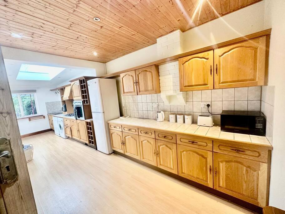Vila 4 Bed House In Daneby Road,Se6 Catford Exteriér fotografie
